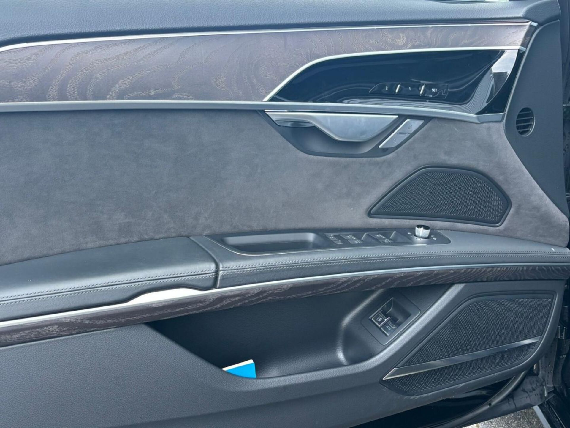 Audi A8 TFSI e