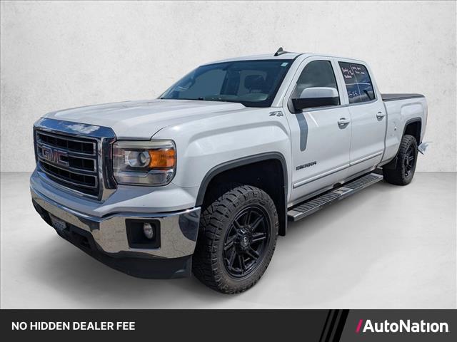 2015 GMC Sierra 4WD Crew Cab SLE SWB's photo