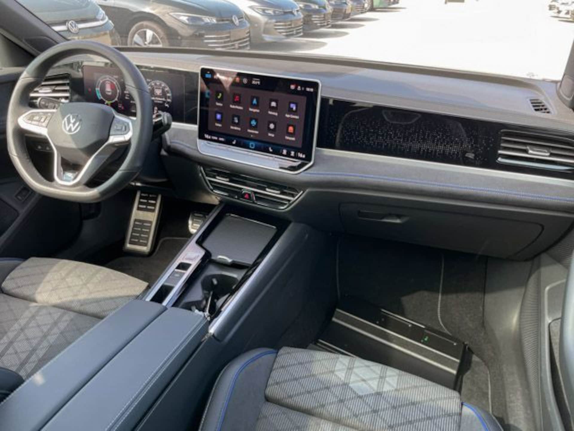 Volkswagen Passat R-Line