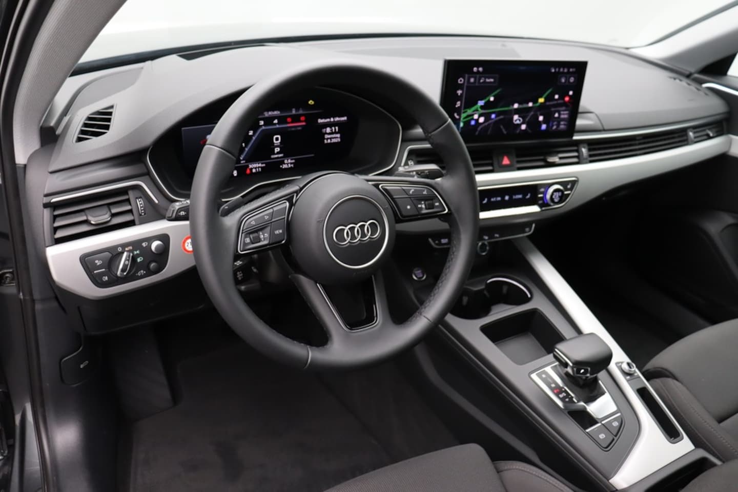 Bild über Audi A4 Limousine S line 40 TDI S tronic - für weitere Informationen kontaktieren Sie den Audi Partner