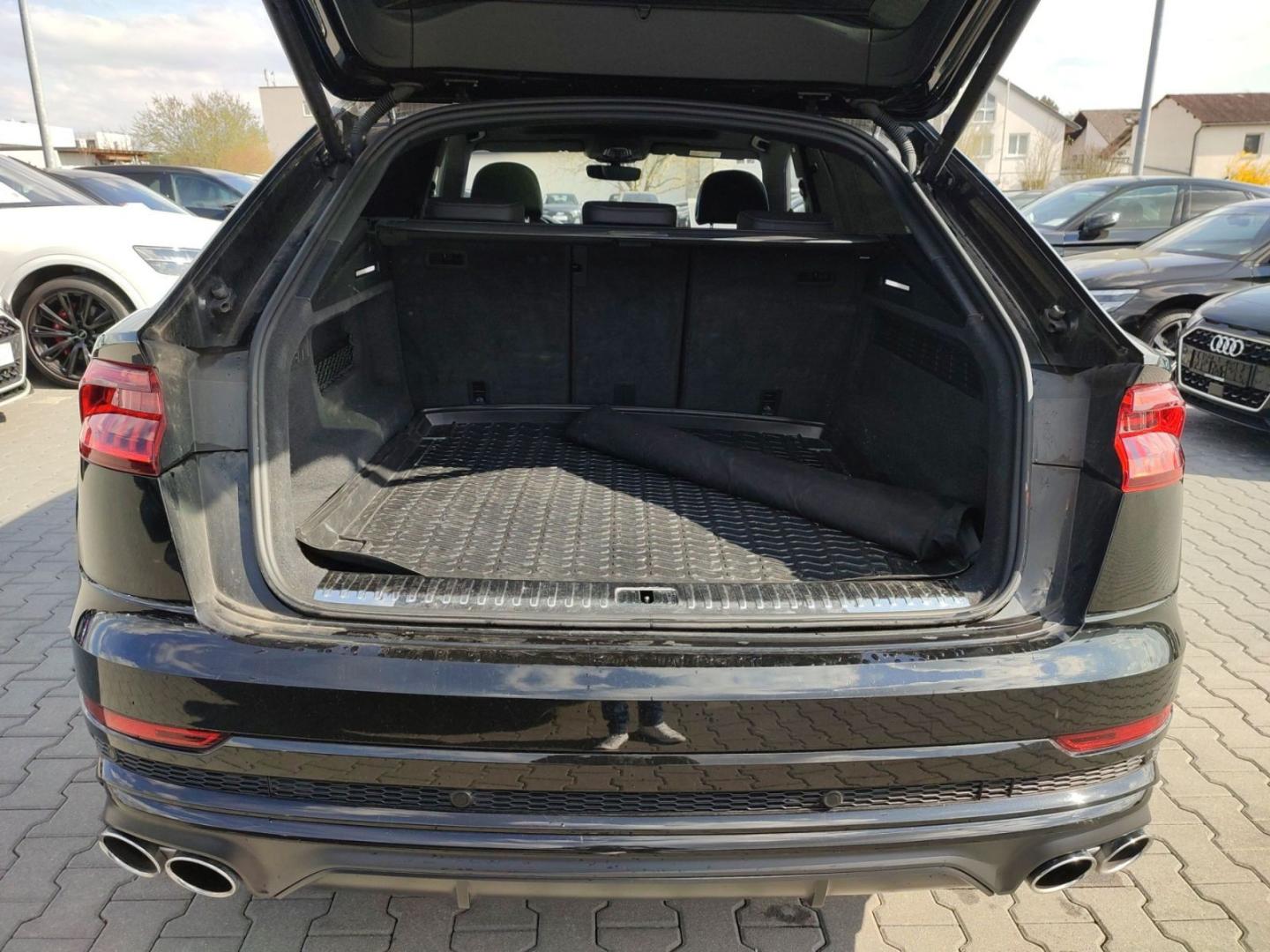 Image about Audi SQ8 TFSI quattro tiptronic