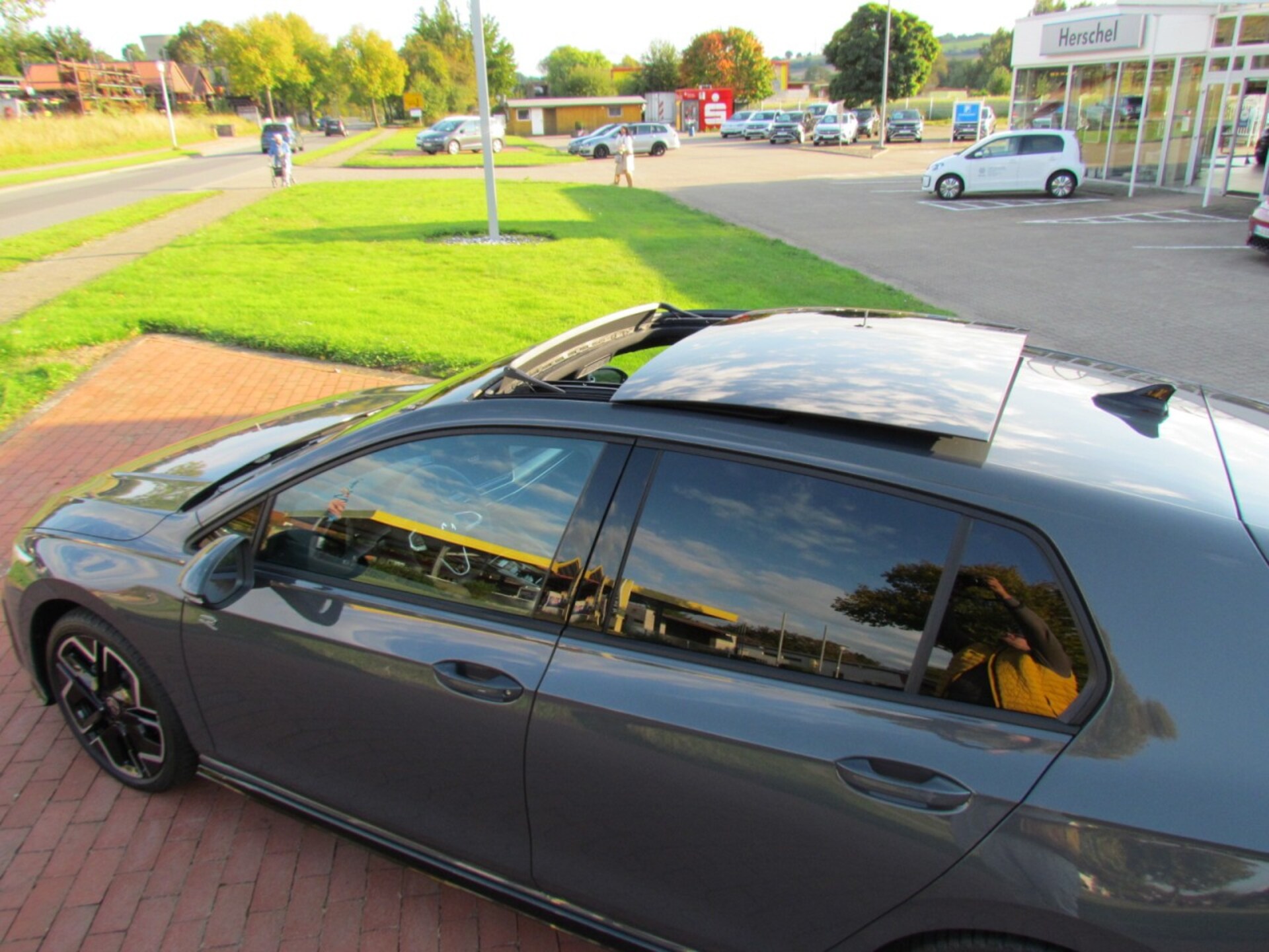 Volkswagen Golf R-Line