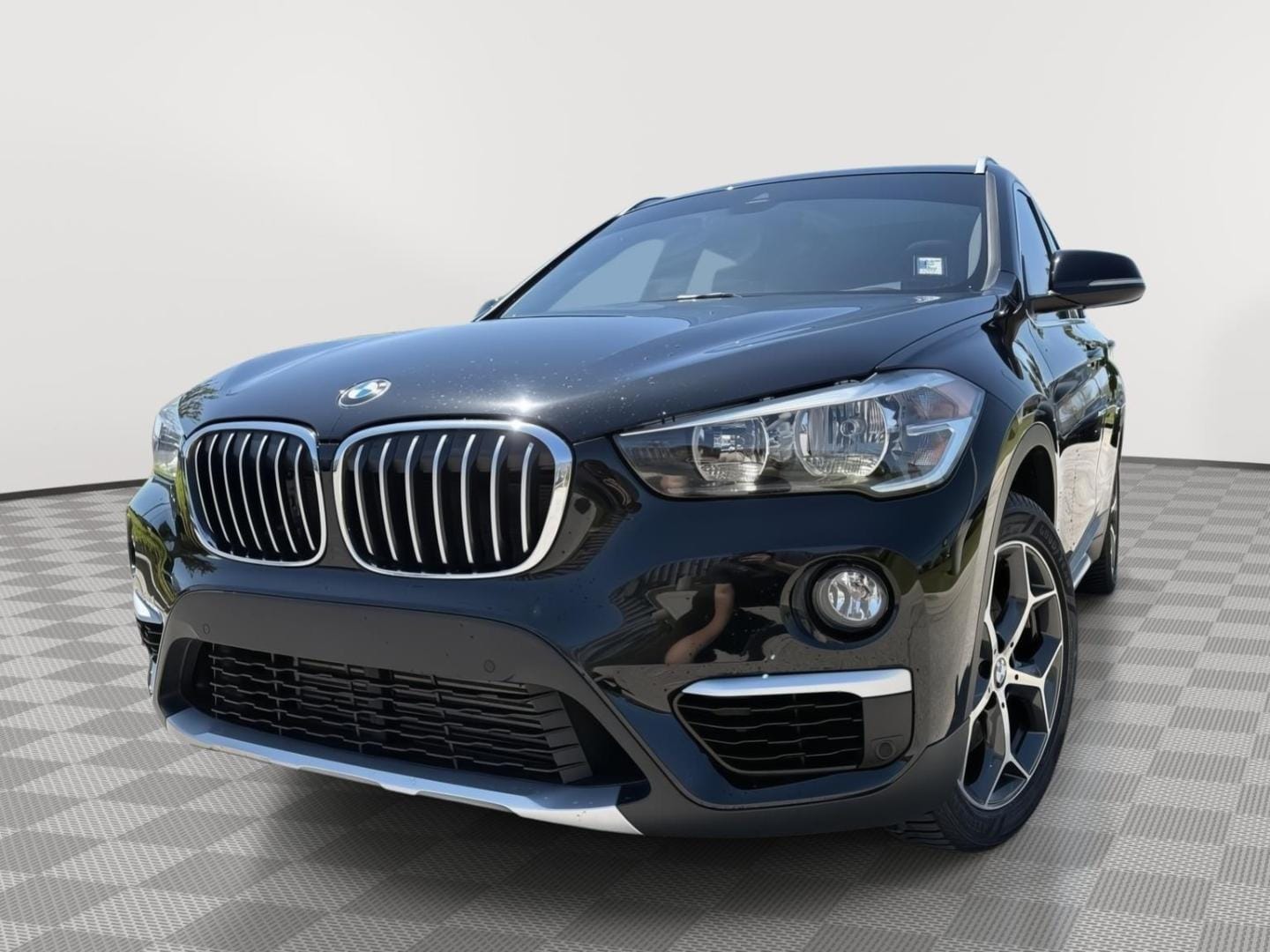 2019 BMW X1 xDrive28i's photo