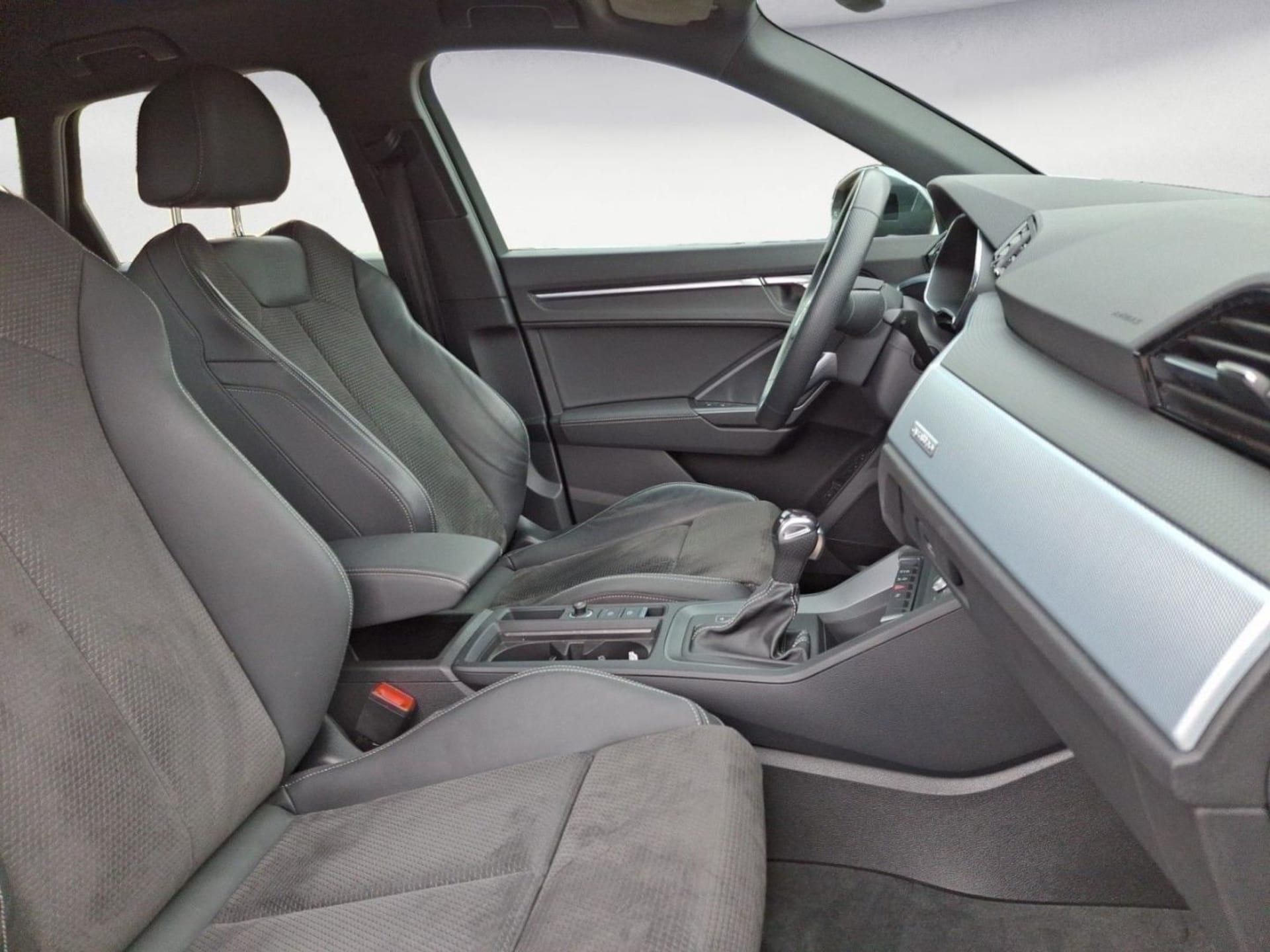 Audi Q3 SUV S line