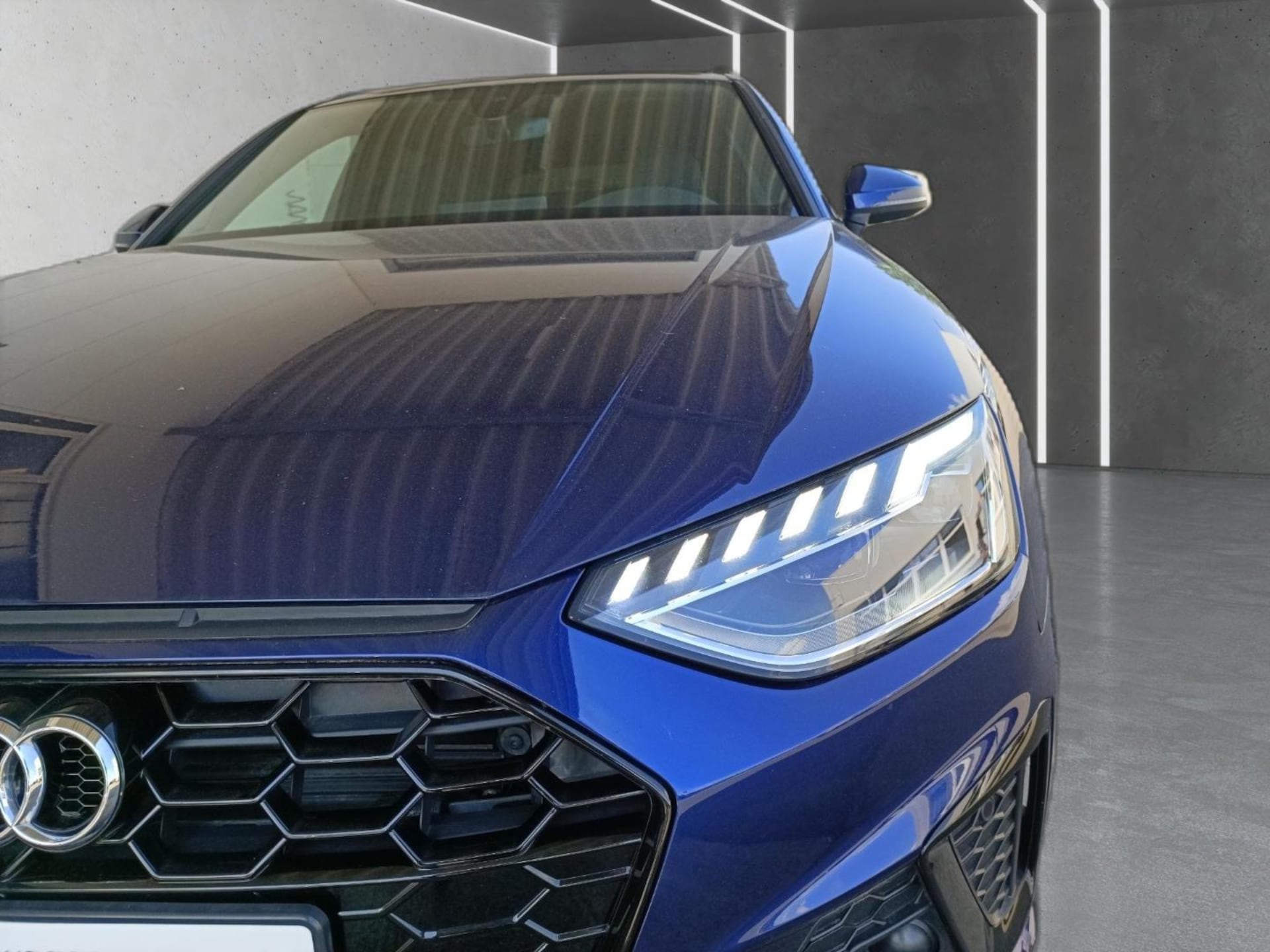 Audi A4 Avant S line