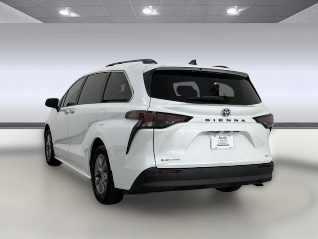 2025 Toyota Sienna