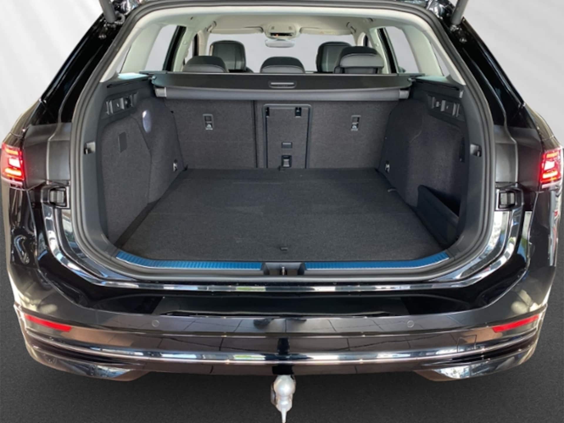 Volkswagen Passat Elegance
