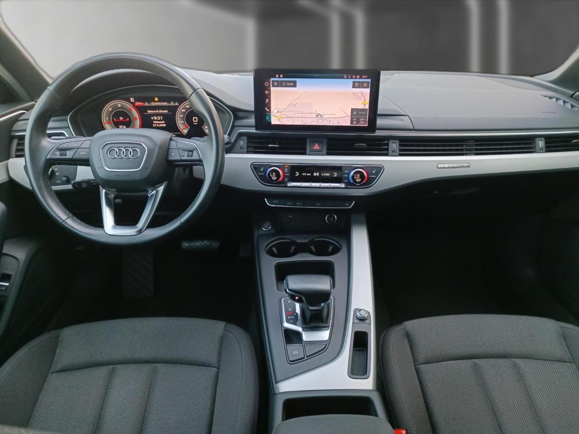Audi A4 Avant S line
