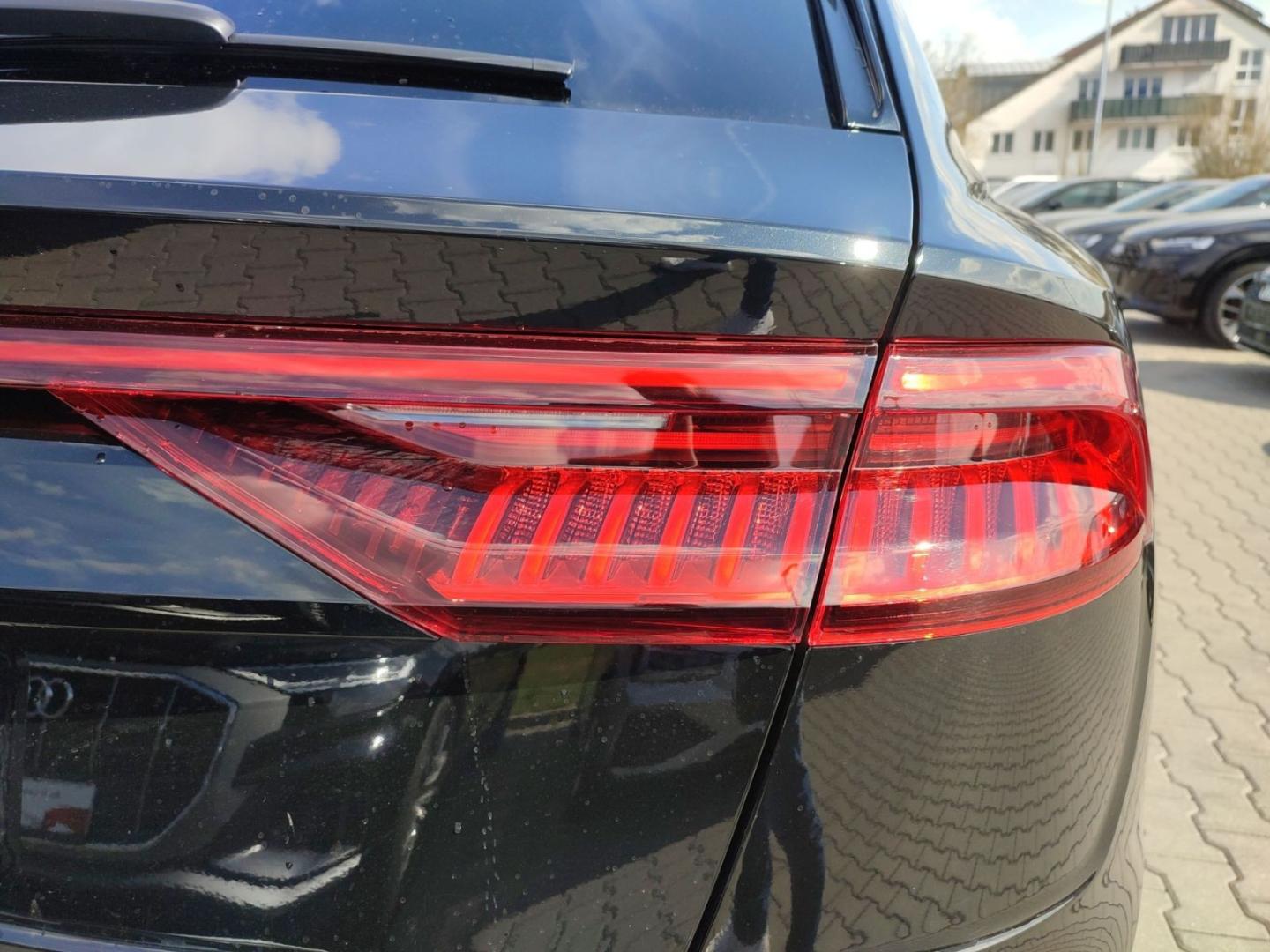 Image about Audi SQ8 TFSI quattro tiptronic