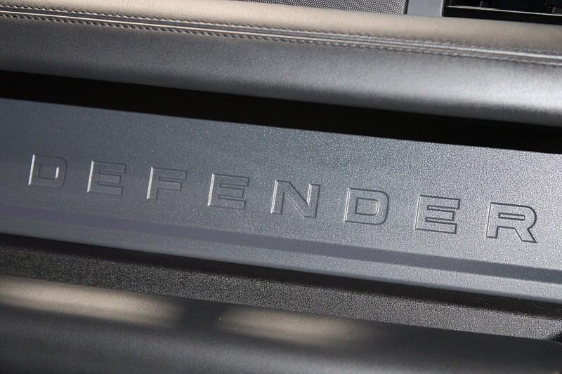 2023 Land Rover Defender X - Photo 24