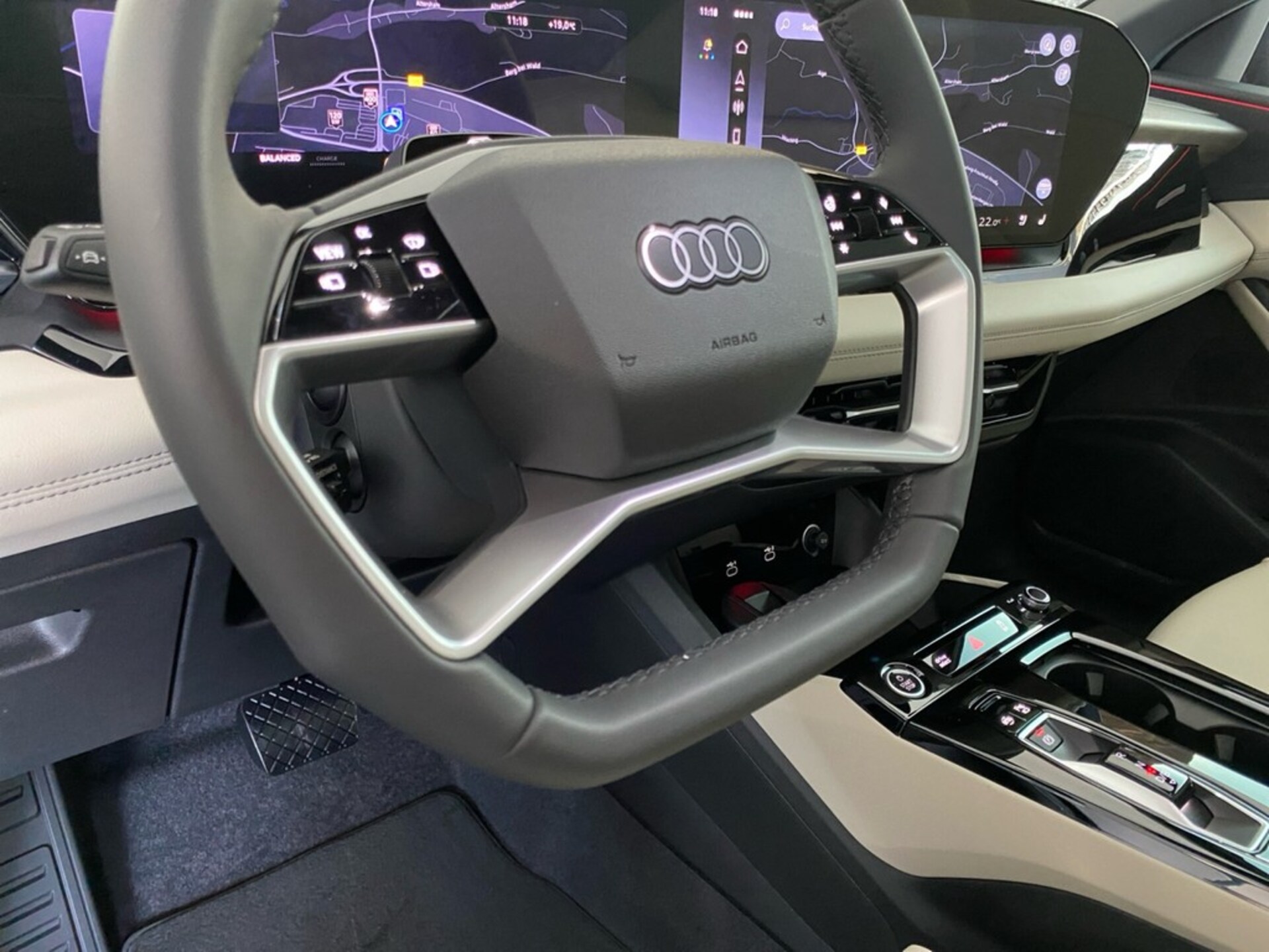 Audi Q6 SUV e-tron