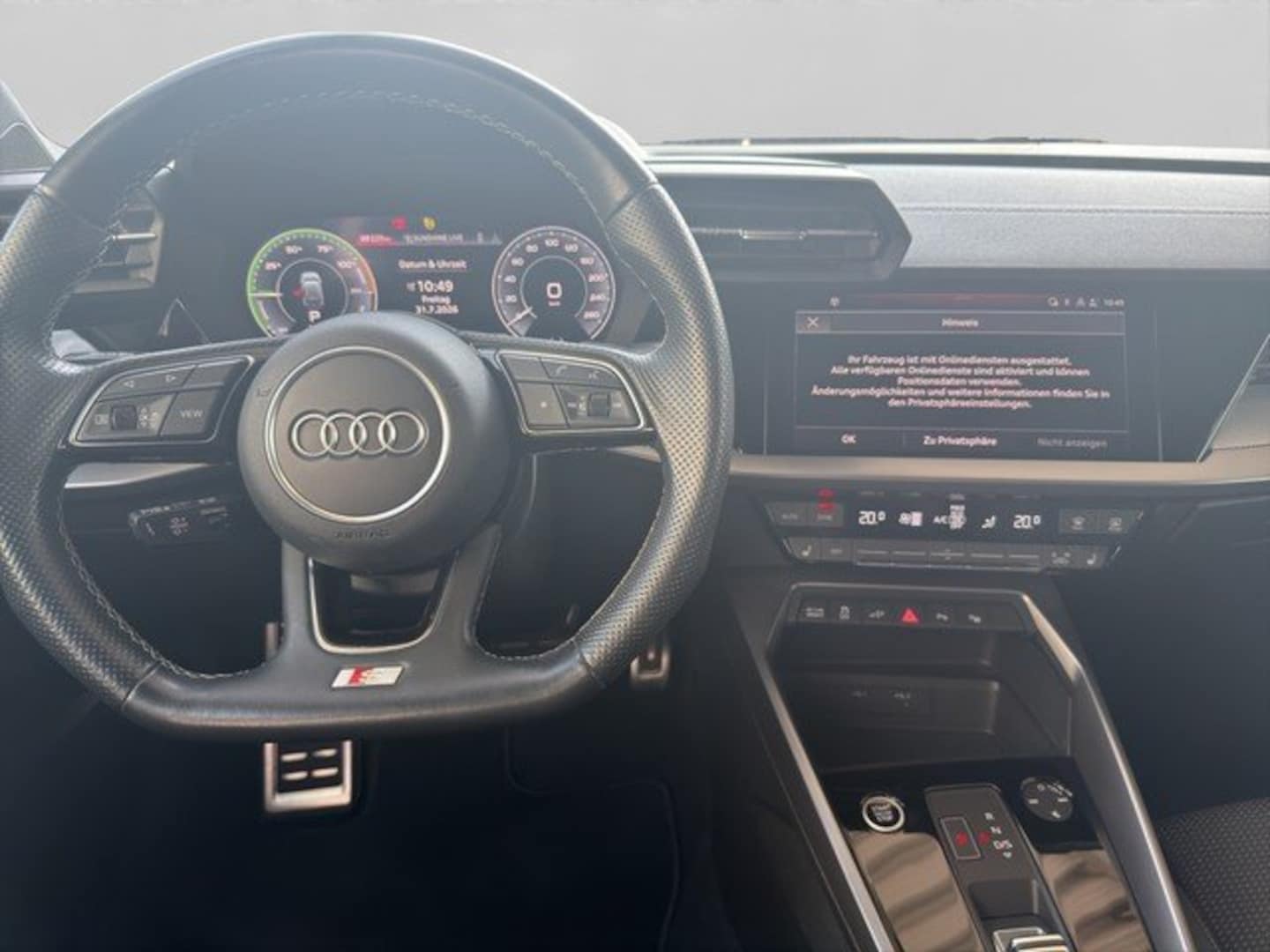 Bild über Audi A3 Sportback TFSI e S line 45 TFSI e S tronic - für weitere Informationen kontaktieren Sie den Audi Partner