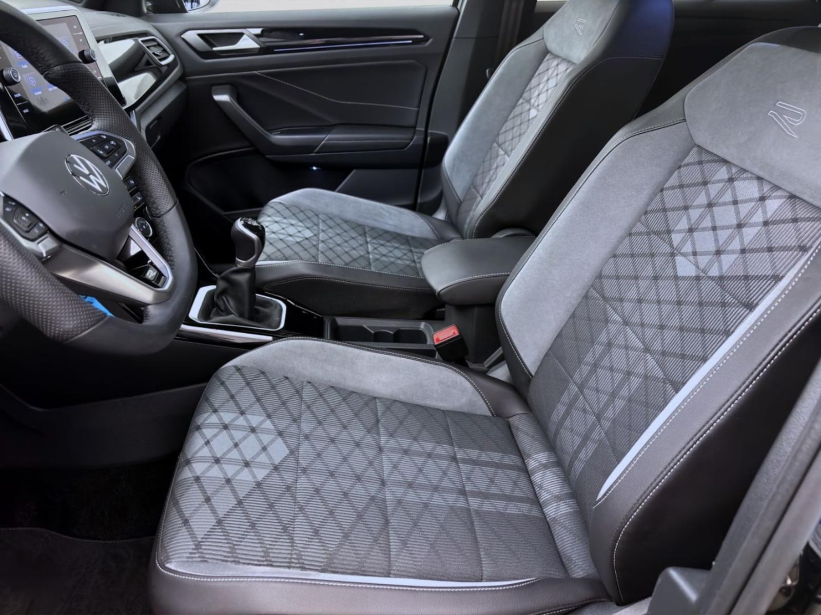 Volkswagen T-Roc – Bild 9