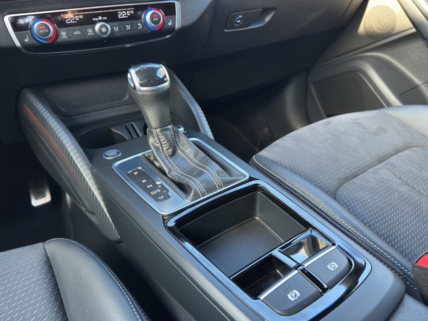 Bild über Audi Q2 S line 35 TFSI S tronic - für weitere Informationen kontaktieren Sie den Audi Partner