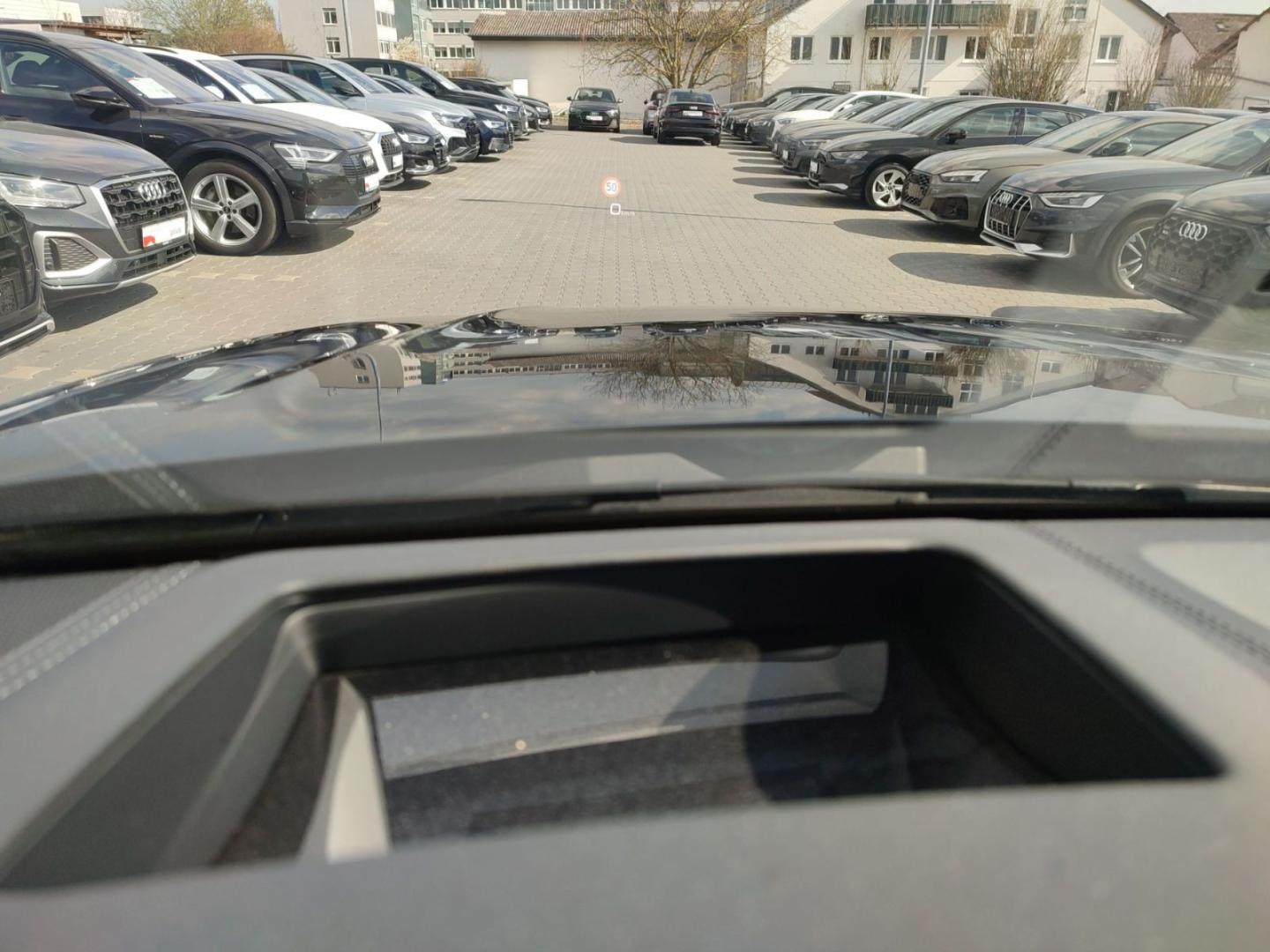 Image about Audi SQ8 TFSI quattro tiptronic
