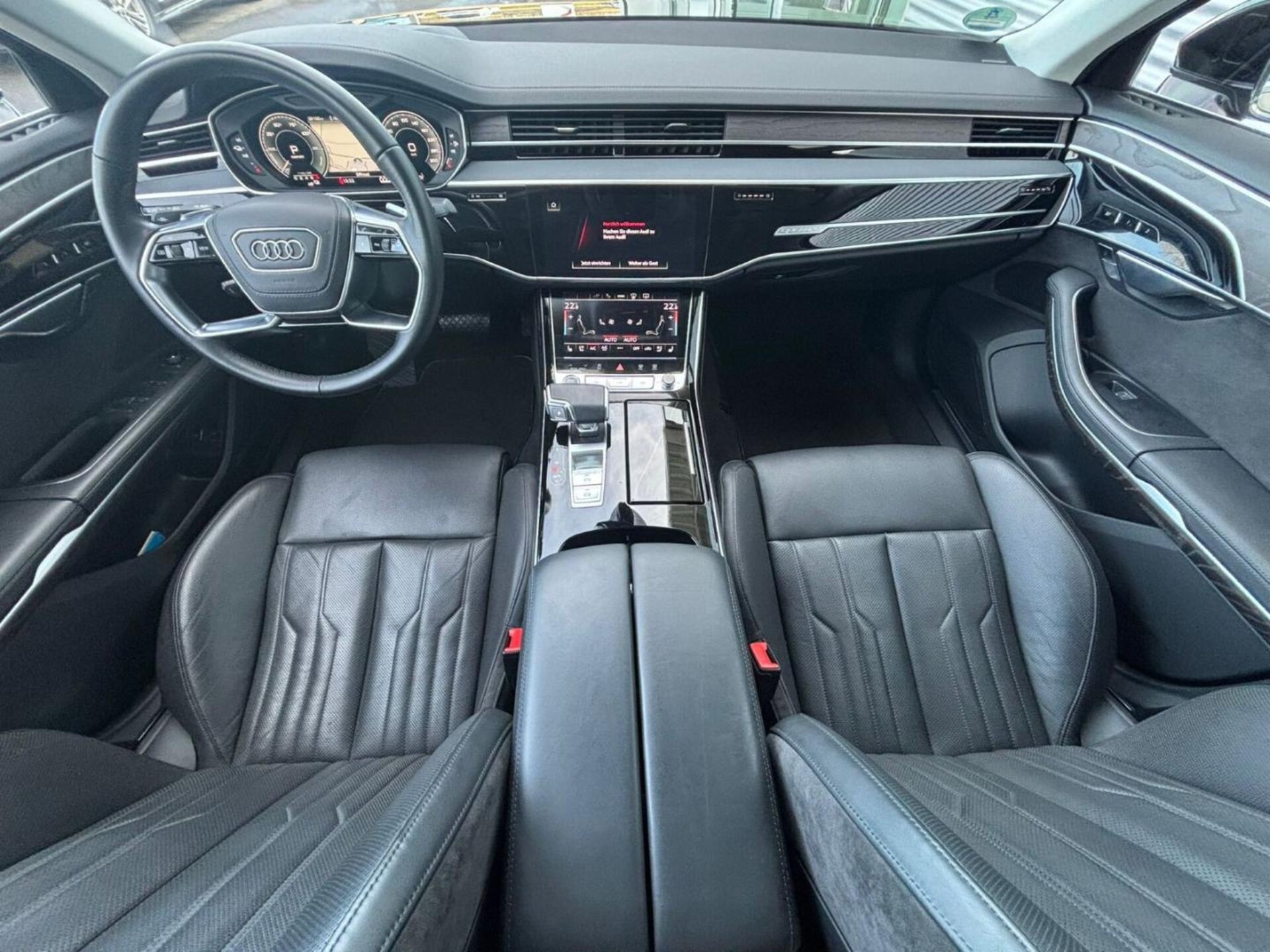 Audi A8 TFSI e