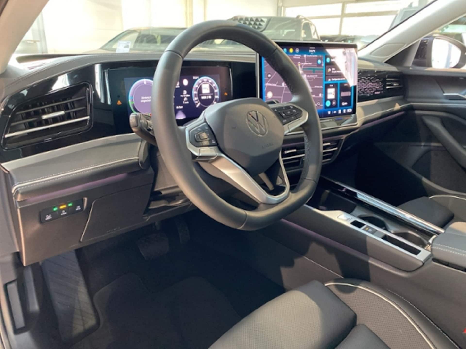 Volkswagen Passat Elegance