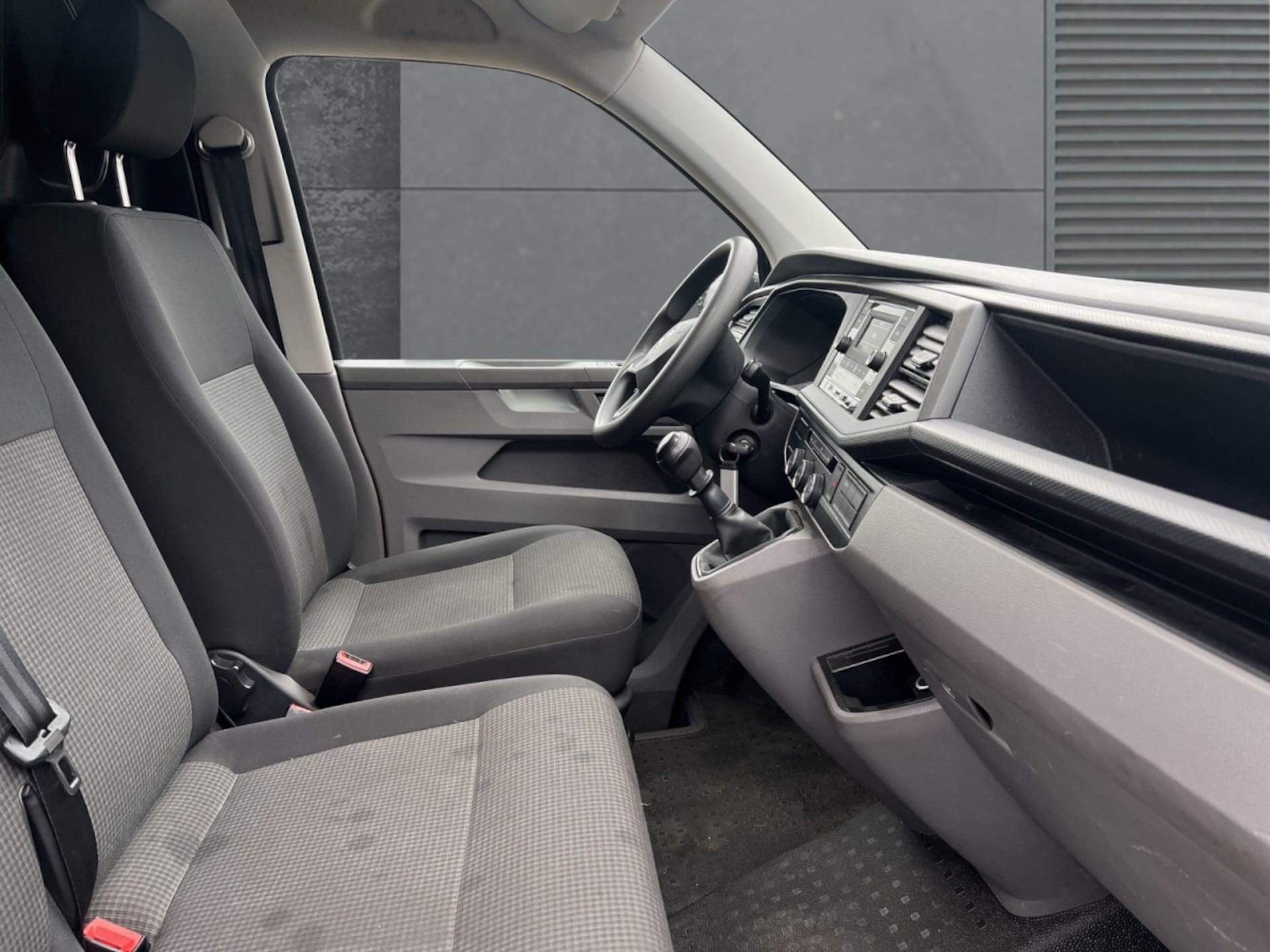 Volkswagen T6.1 Transporter Kasten kurzer Radstand