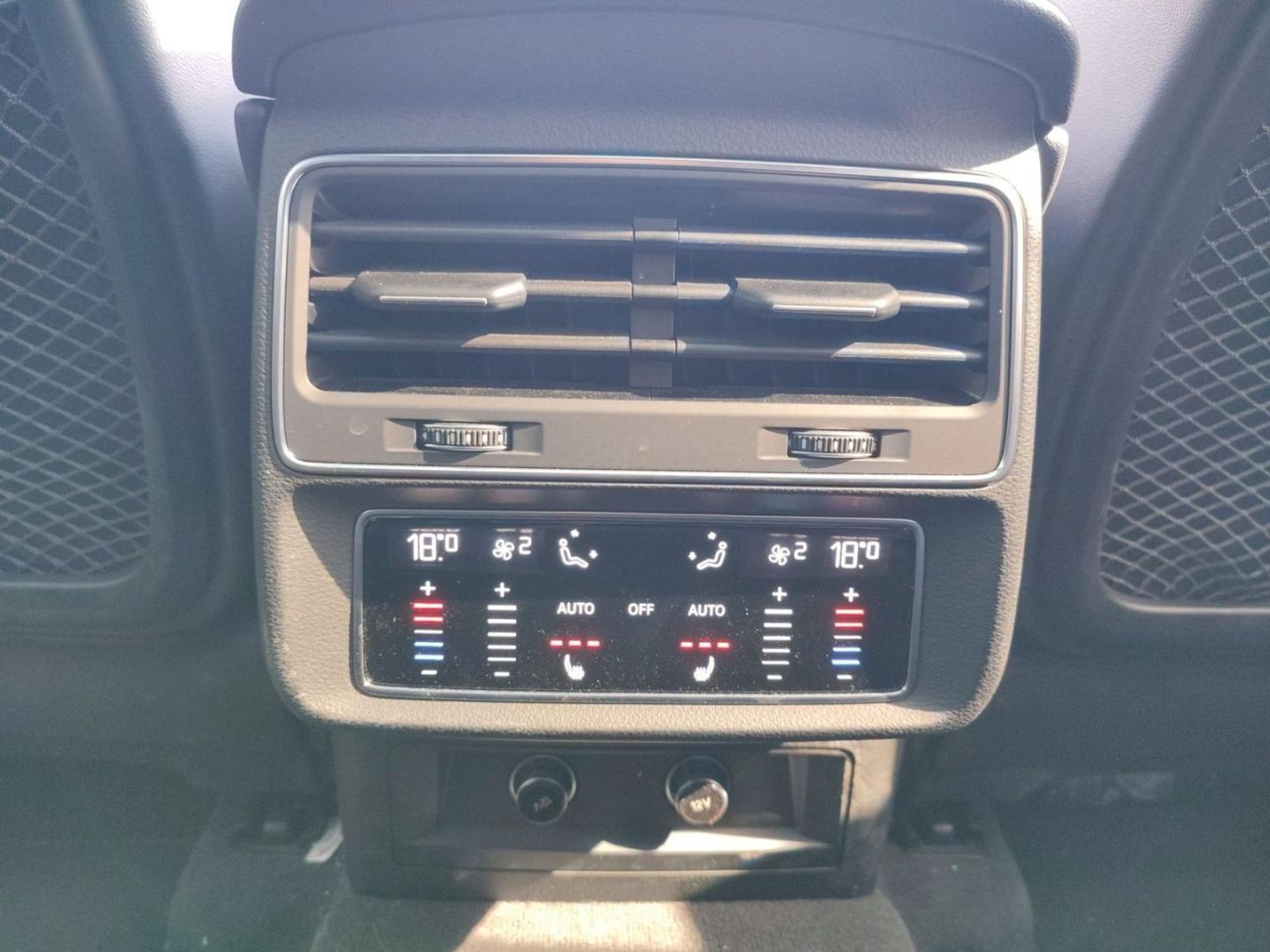 Image about Audi SQ8 TFSI quattro tiptronic