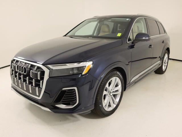2025 Audi Q7 55 Premium Plus quattro Tiptronic's photo