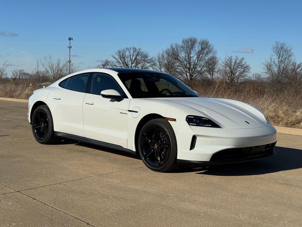 2025 Porsche Taycan S - Photo 15