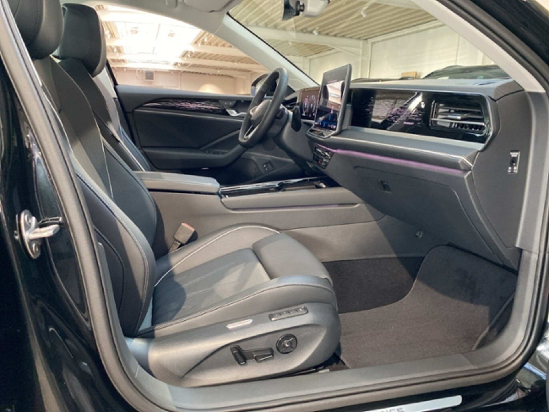 Volkswagen Passat Elegance