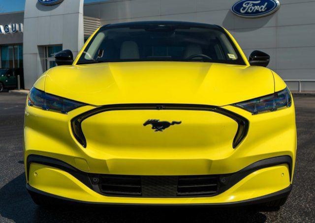 2025 Ford Mustang Mach-E