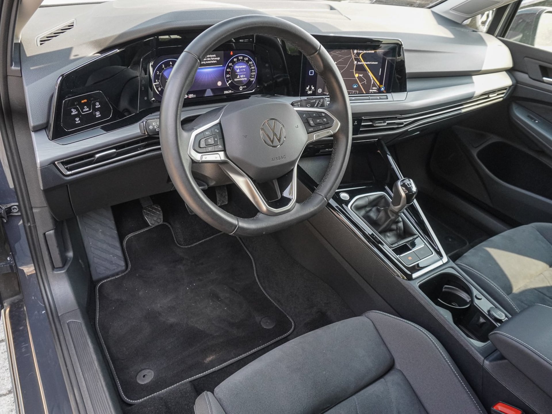 Volkswagen Golf Style