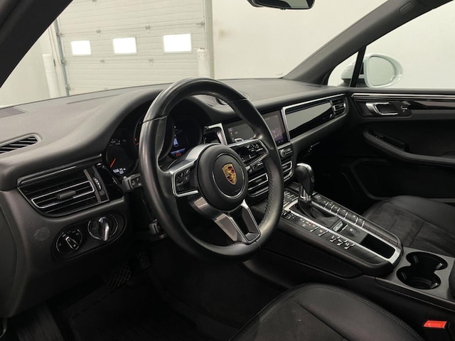 2021 Porsche Macan
