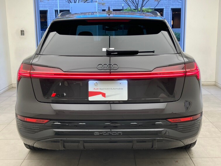 Image about Audi Q8 e-tron 55 e-tron S line