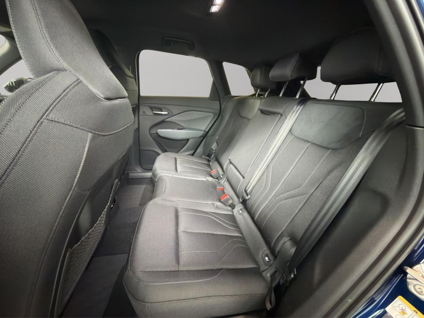 Bild über Audi Q3 SUV TFSI 110 kW S tronic - für weitere Informationen kontaktieren Sie den Audi Partner