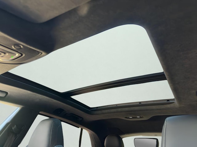 2026 Audi SQ8 Prestige - Photo 10