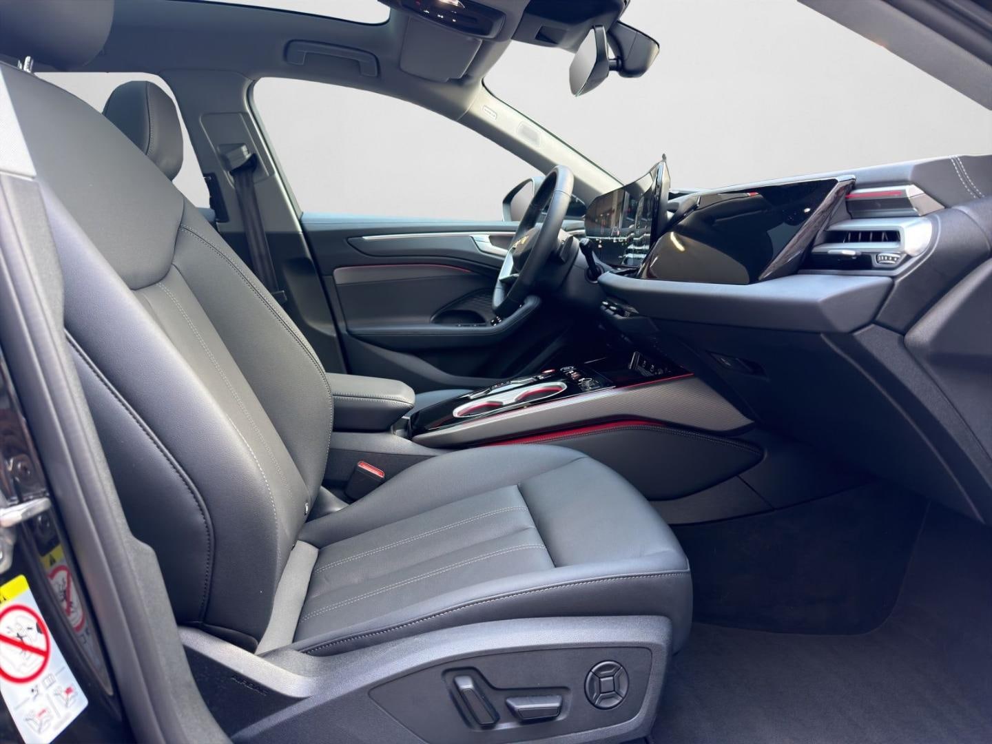 Bild über Audi A6 Avant TFSI 150 kW S tronic - für weitere Informationen kontaktieren Sie den Audi Partner