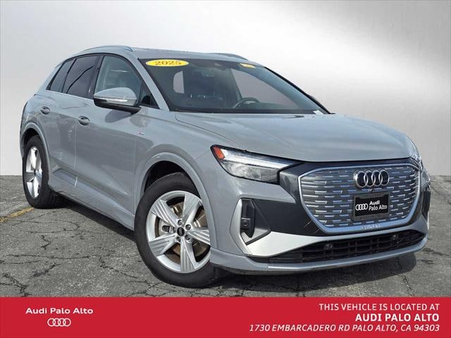 2025 Audi Q4 e-tron Premium Plus's photo