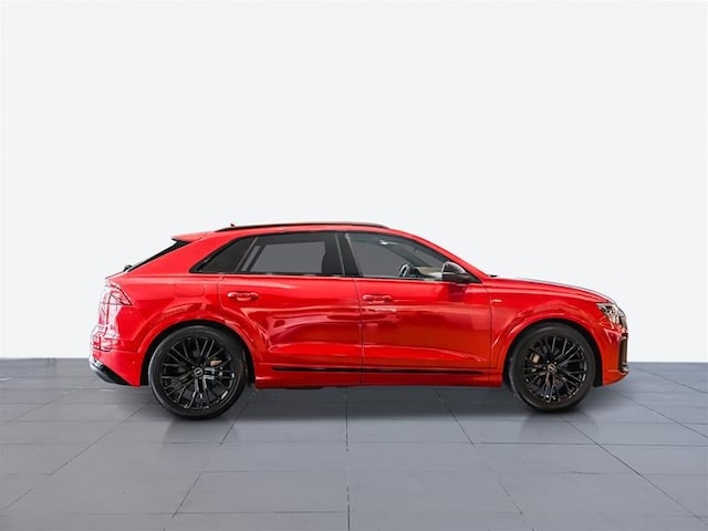 2025 Audi Q8