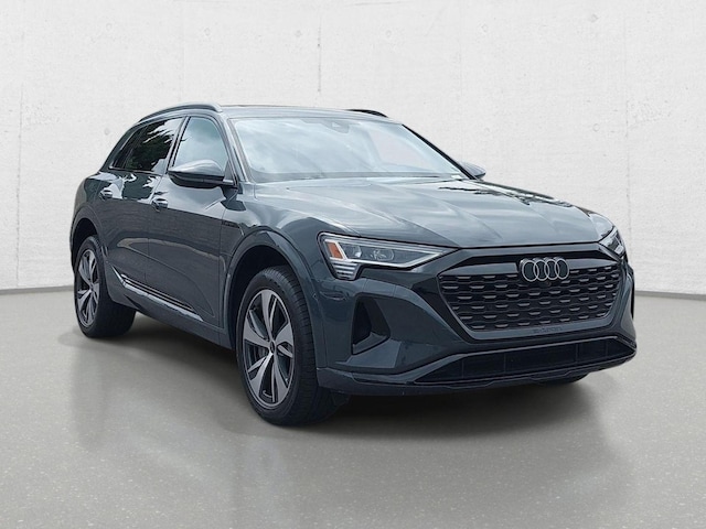 2024 Audi Q8 e-tron