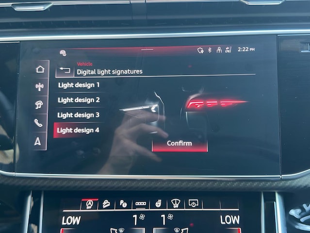 2026 Audi SQ8 Prestige - Photo 18