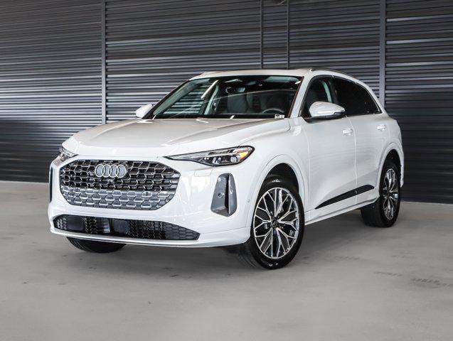 2025 Audi Q5 40 Premium Plus's photo