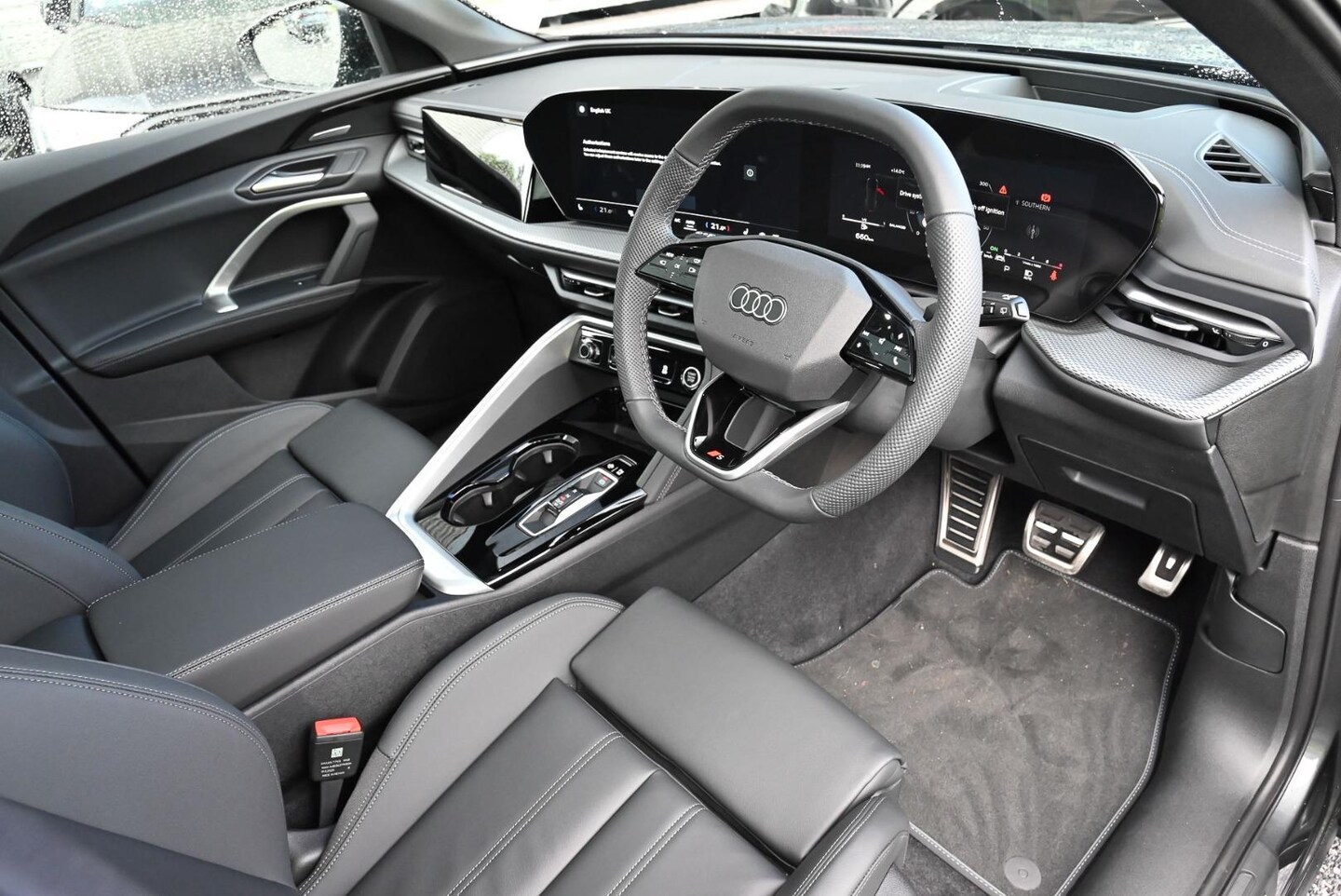 Image about Audi Q5 SUV TFSI quattro 200 kW sport
