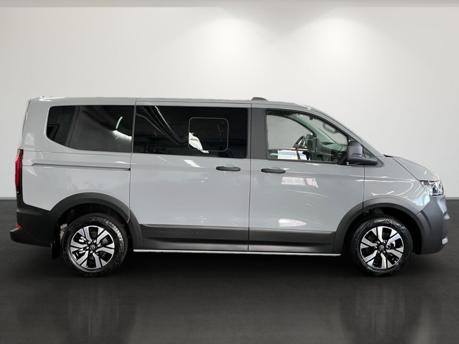 Volkswagen Transporter Kombi kurzer Radstand – Bild 5