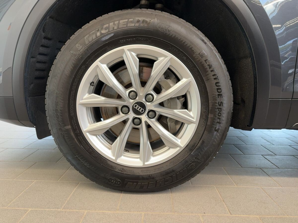 Image about Audi Q5 40 TDI quattro S tronic