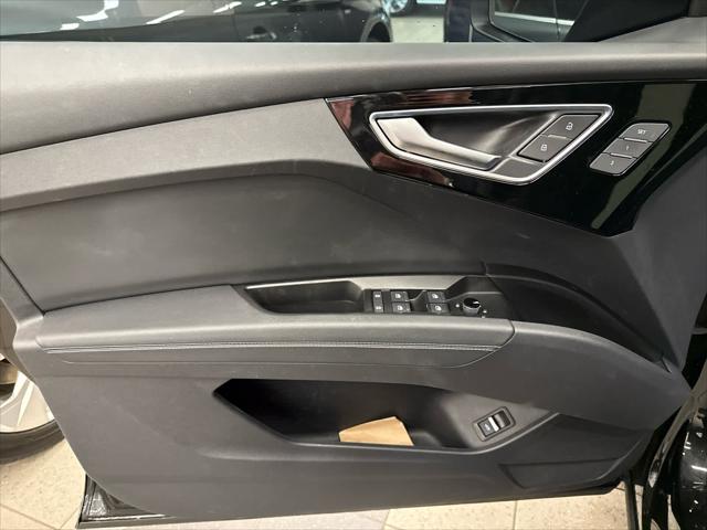 2023 AUDI Q4 - Image 22