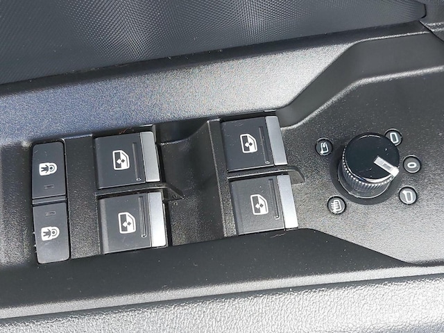 2023 Audi Q4 e-tron Premium - Photo 31