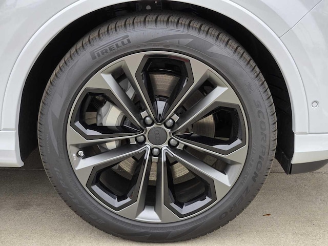 2026 Audi Q7 Premium Plus - Photo 6