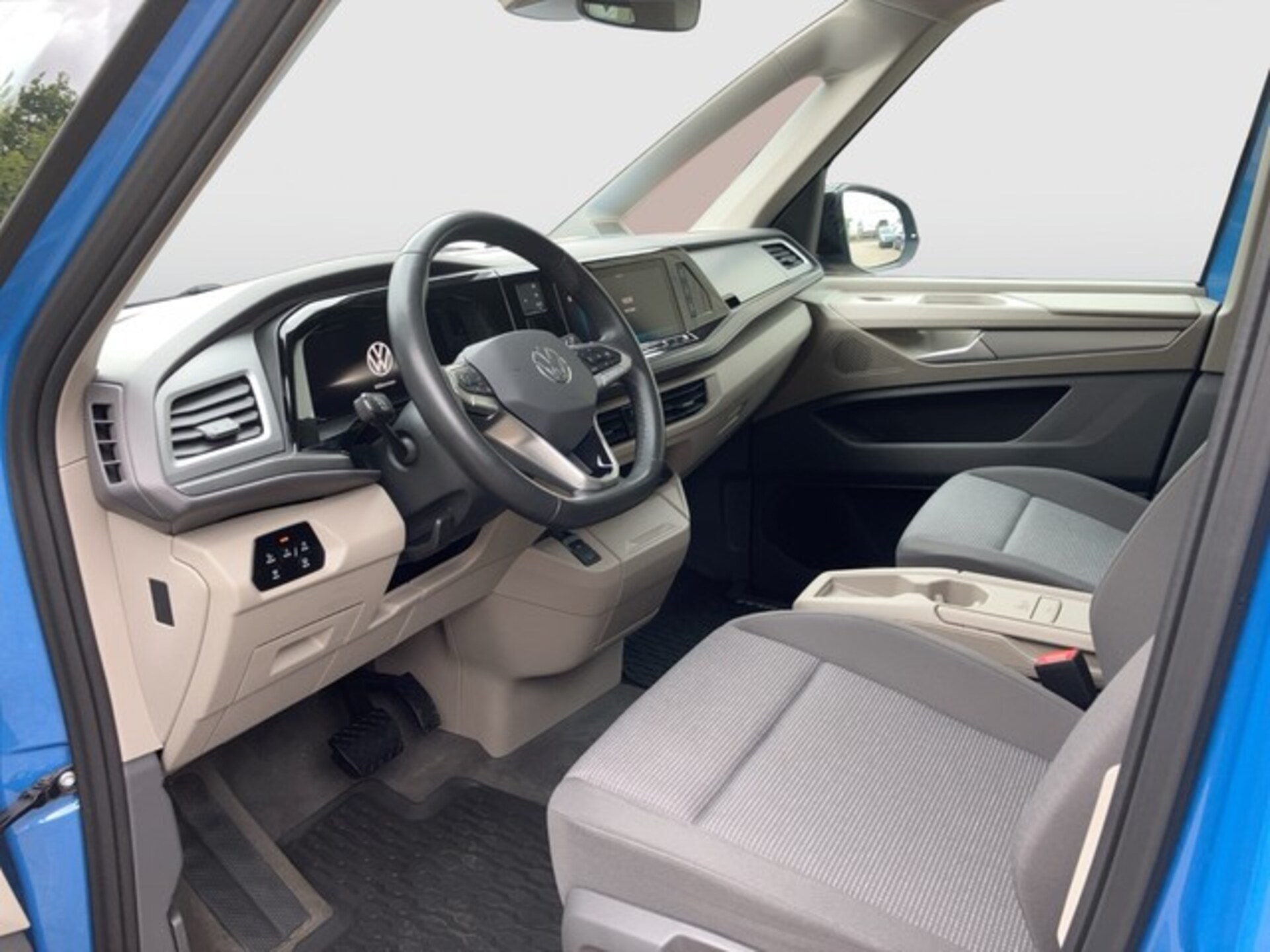 Volkswagen Multivan Basis-Modell