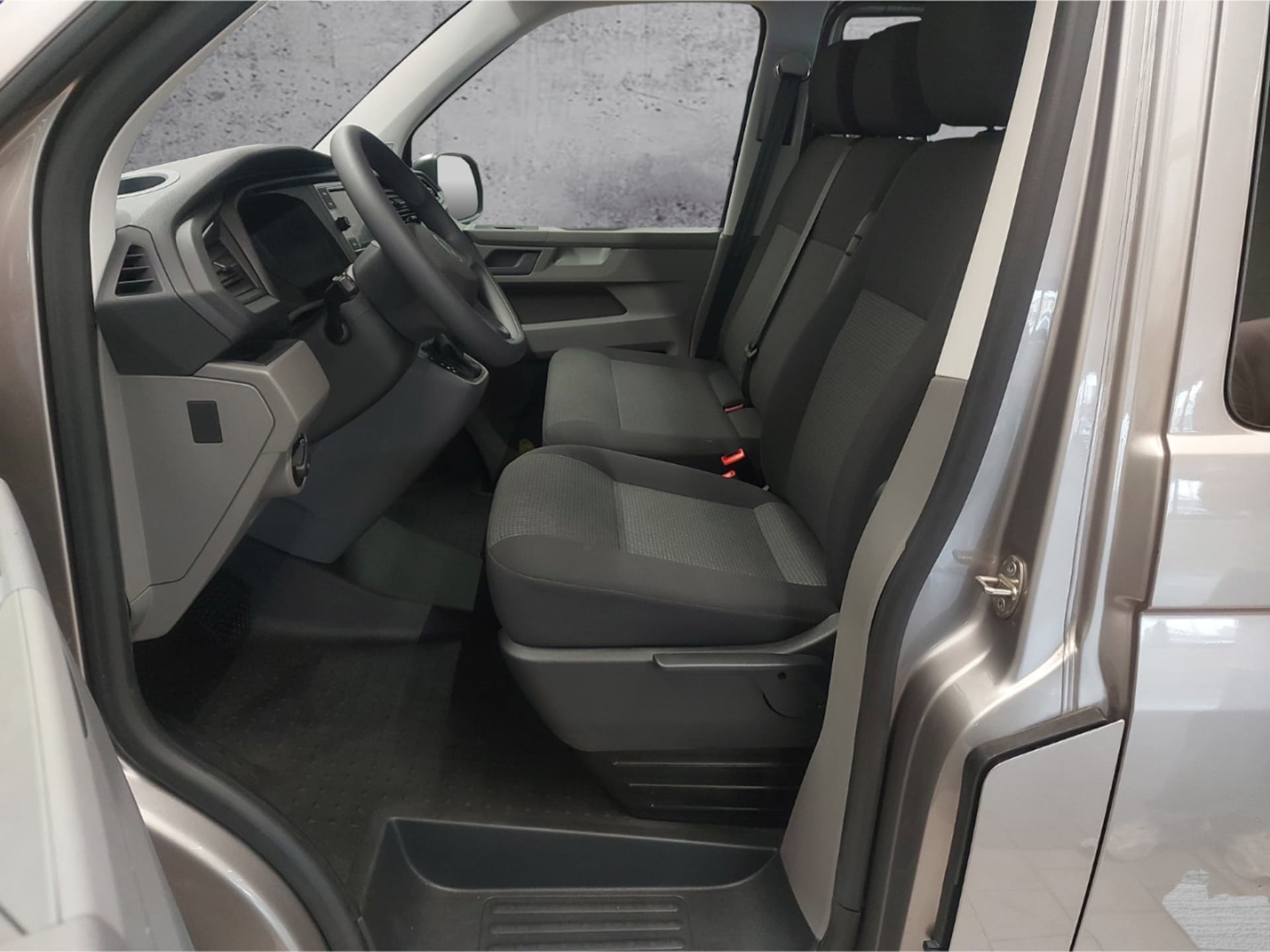 Volkswagen T6.1 Transporter Kombi kurzer Radstand