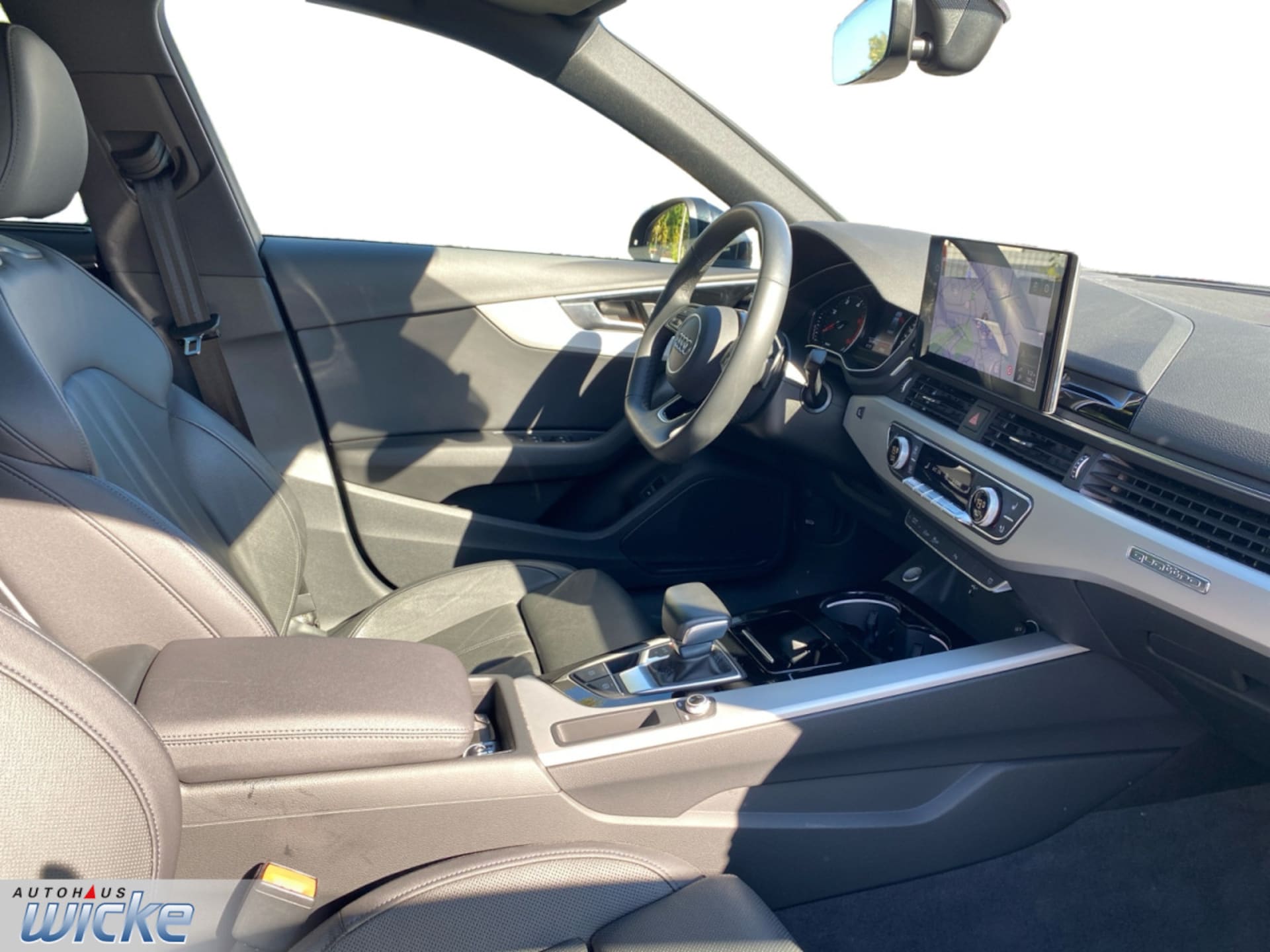 Audi A4 Limousine