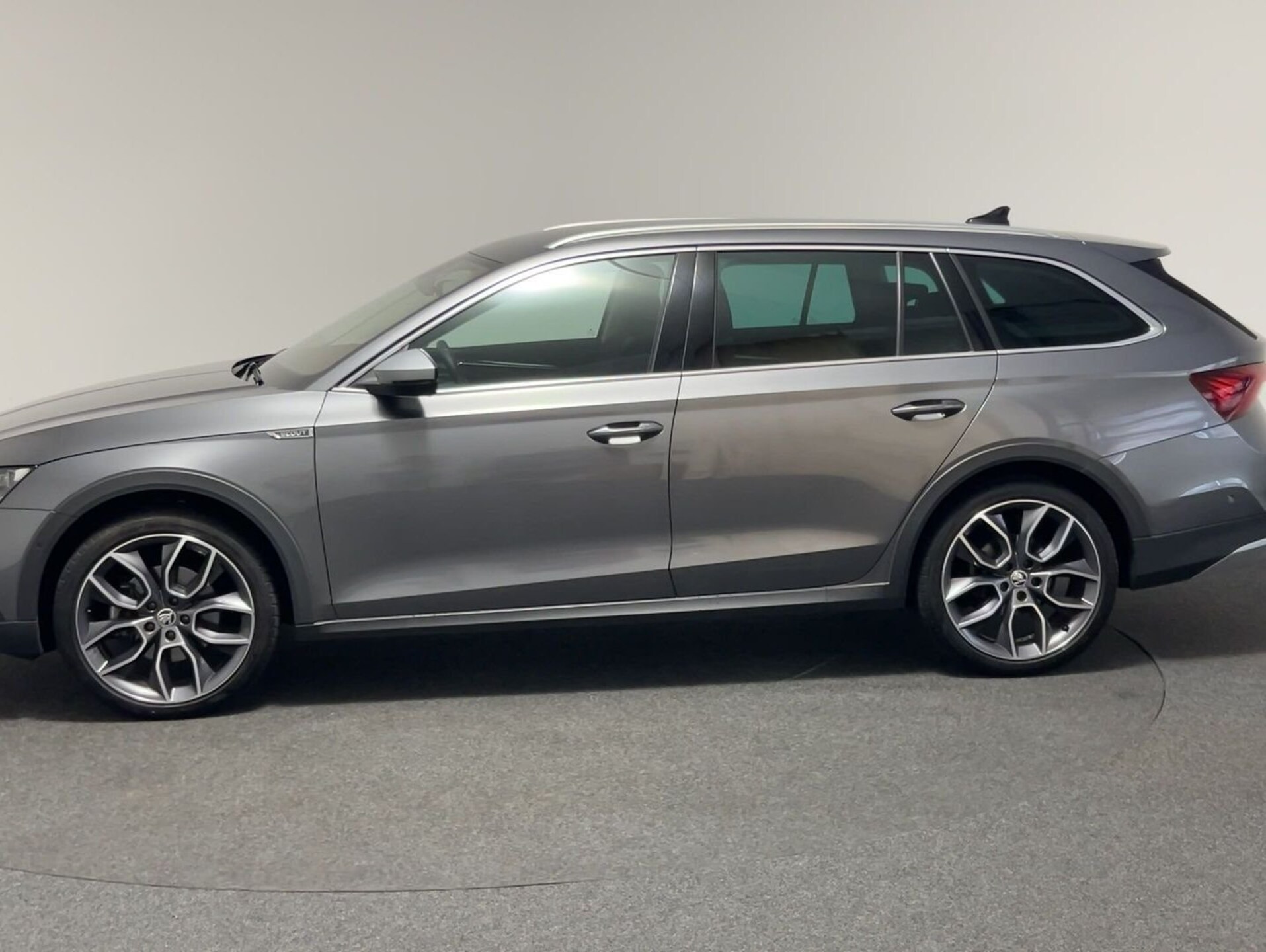 Skoda Octavia Combi SCOUT