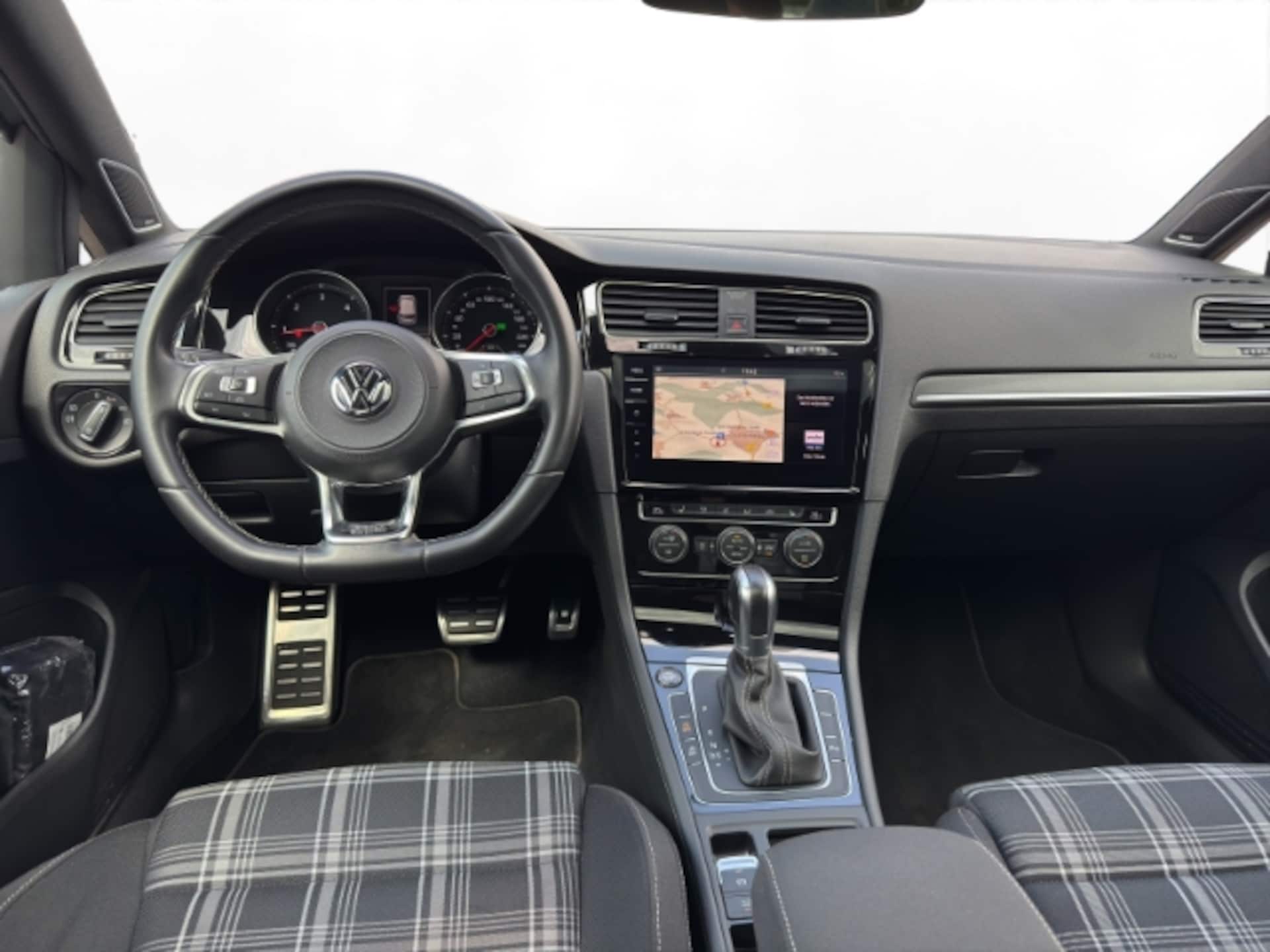 Volkswagen Golf GTD