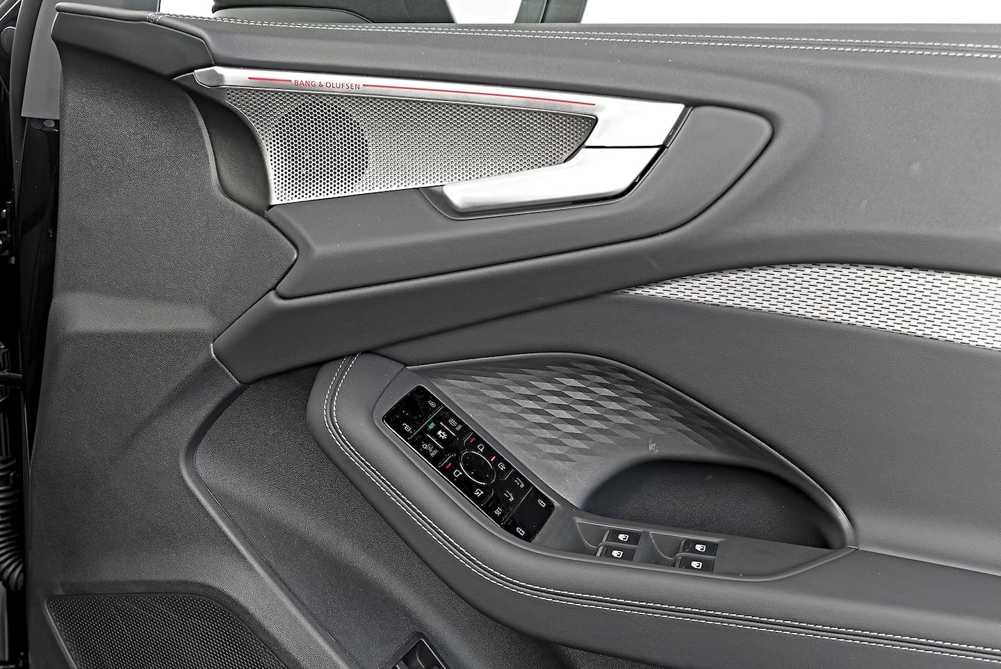 Image about Audi A5 Avant TFSI e e-hybrid quattro 270 kW S tronic